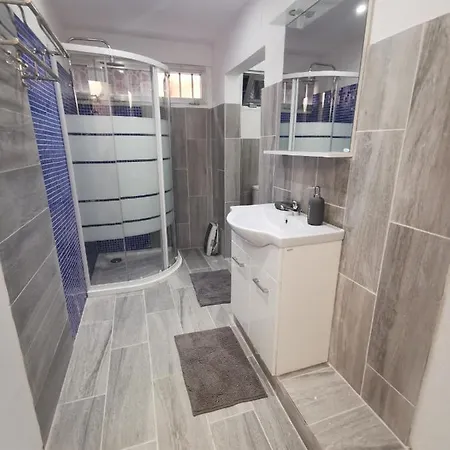 Adorable Cozy Apartment Aglantzia