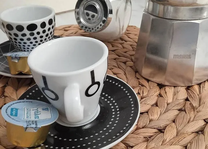 Adorable Cozy Aglantzia